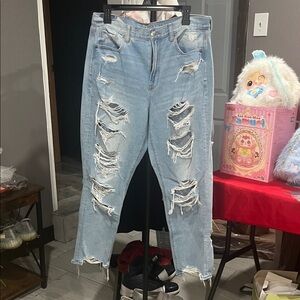American Eagle Outfitters Light Blue Distressed Boyfriend Jeans